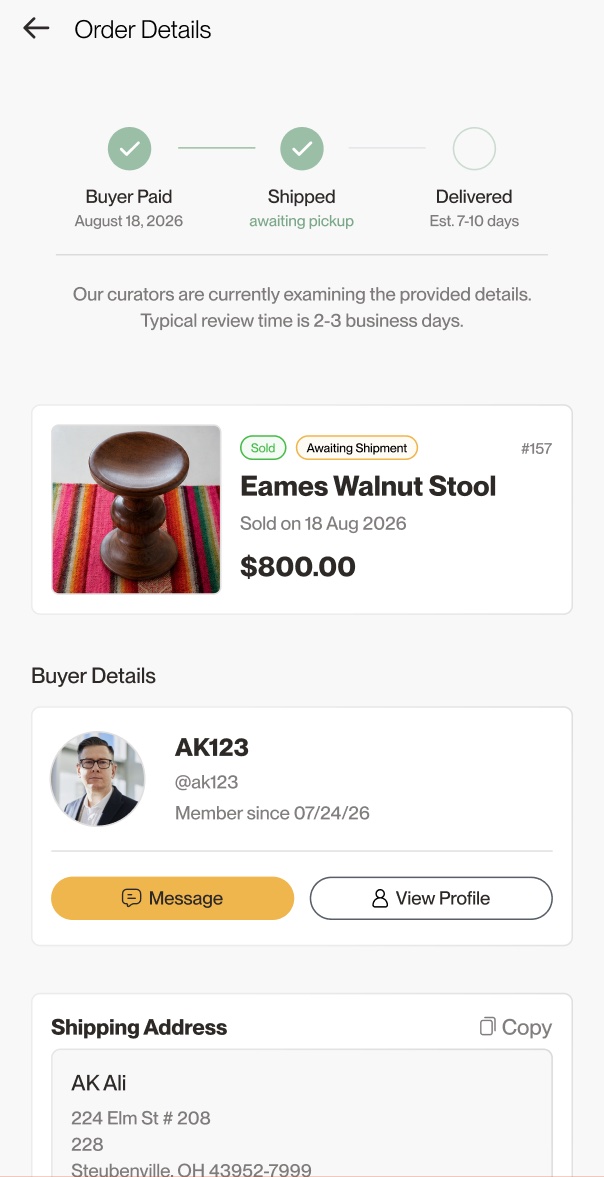 Order details with shipping progress and buyer information